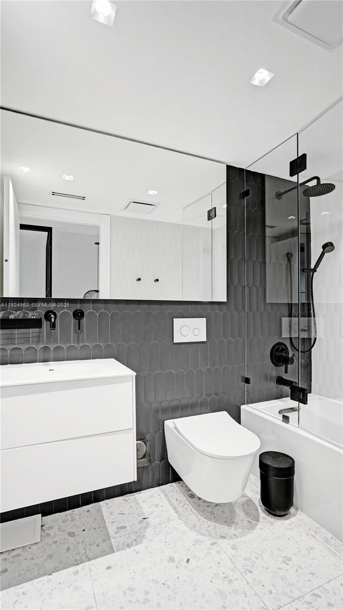 Undisclosed Address Sunny Isles Beach, FL 33160