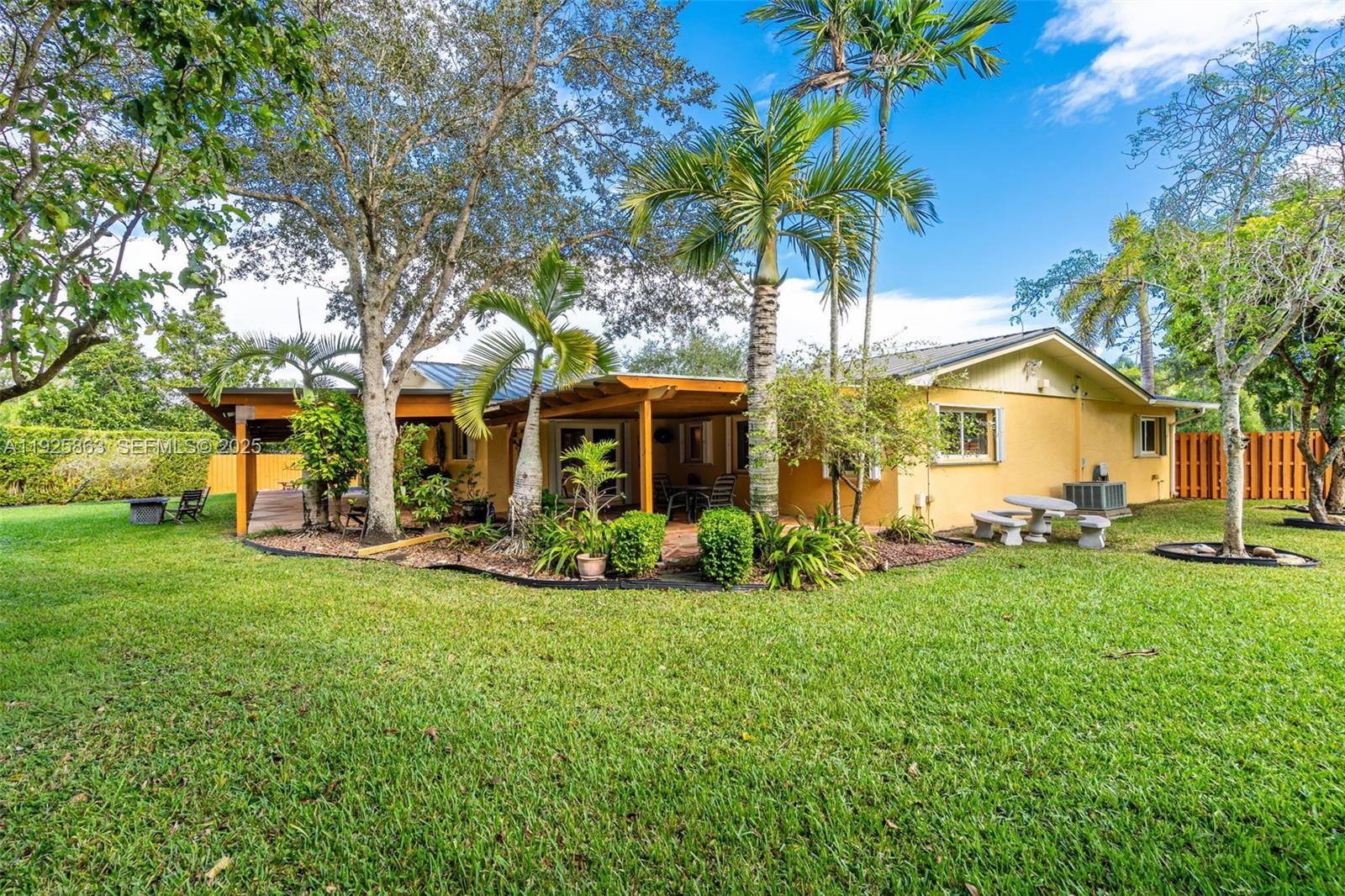 12920 SW 108th Pl Miami, FL 33176