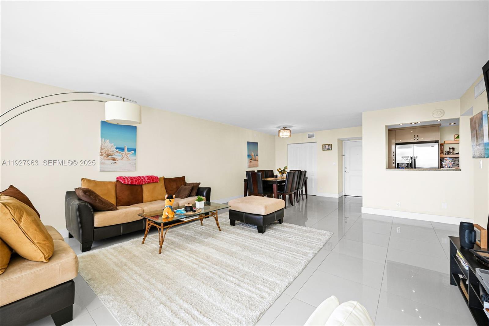 100 Bayview Dr #606 Sunny Isles Beach, FL 33160