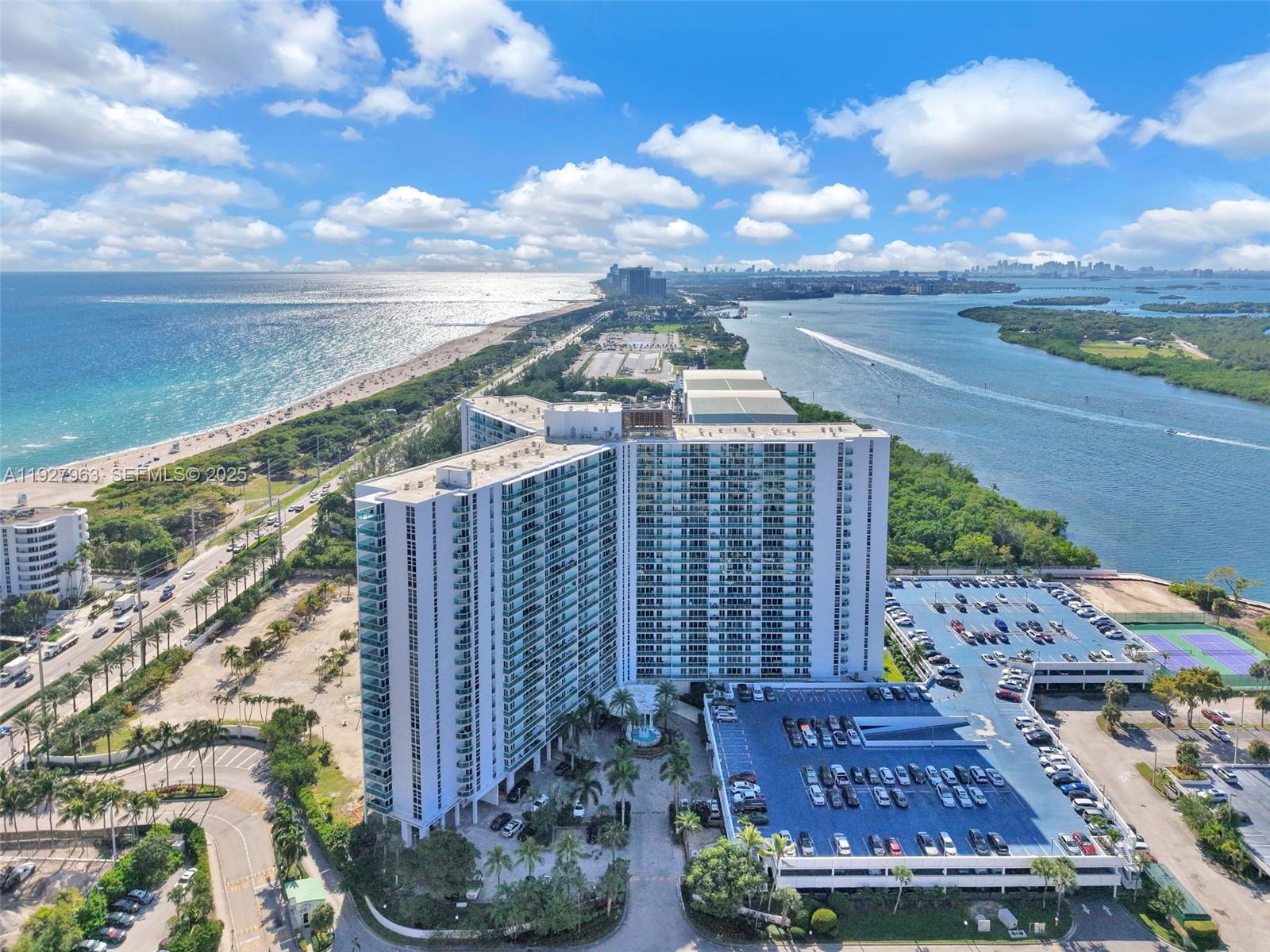 100 Bayview Dr #606 Sunny Isles Beach, FL 33160