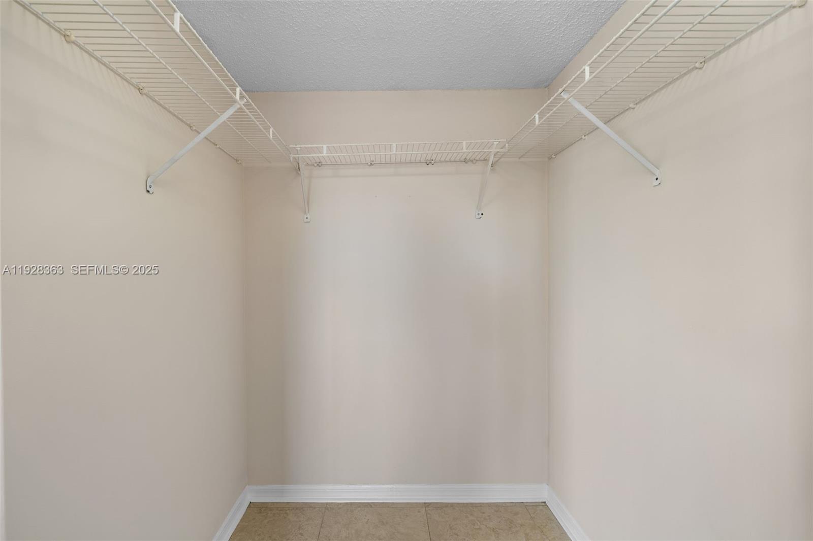 2600 S University Dr #326 Davie, FL 33328