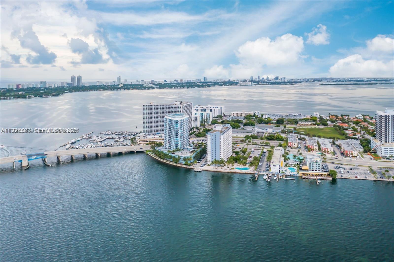 1865 79th St Cswy #12I North Bay Village, FL 33141