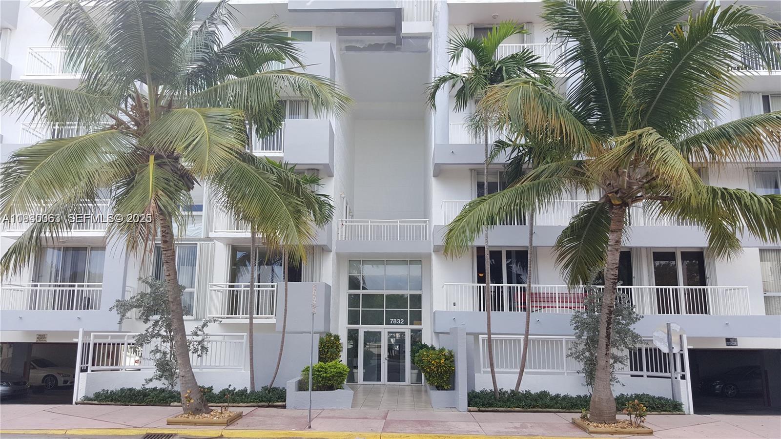 7832 Collins Ave #403