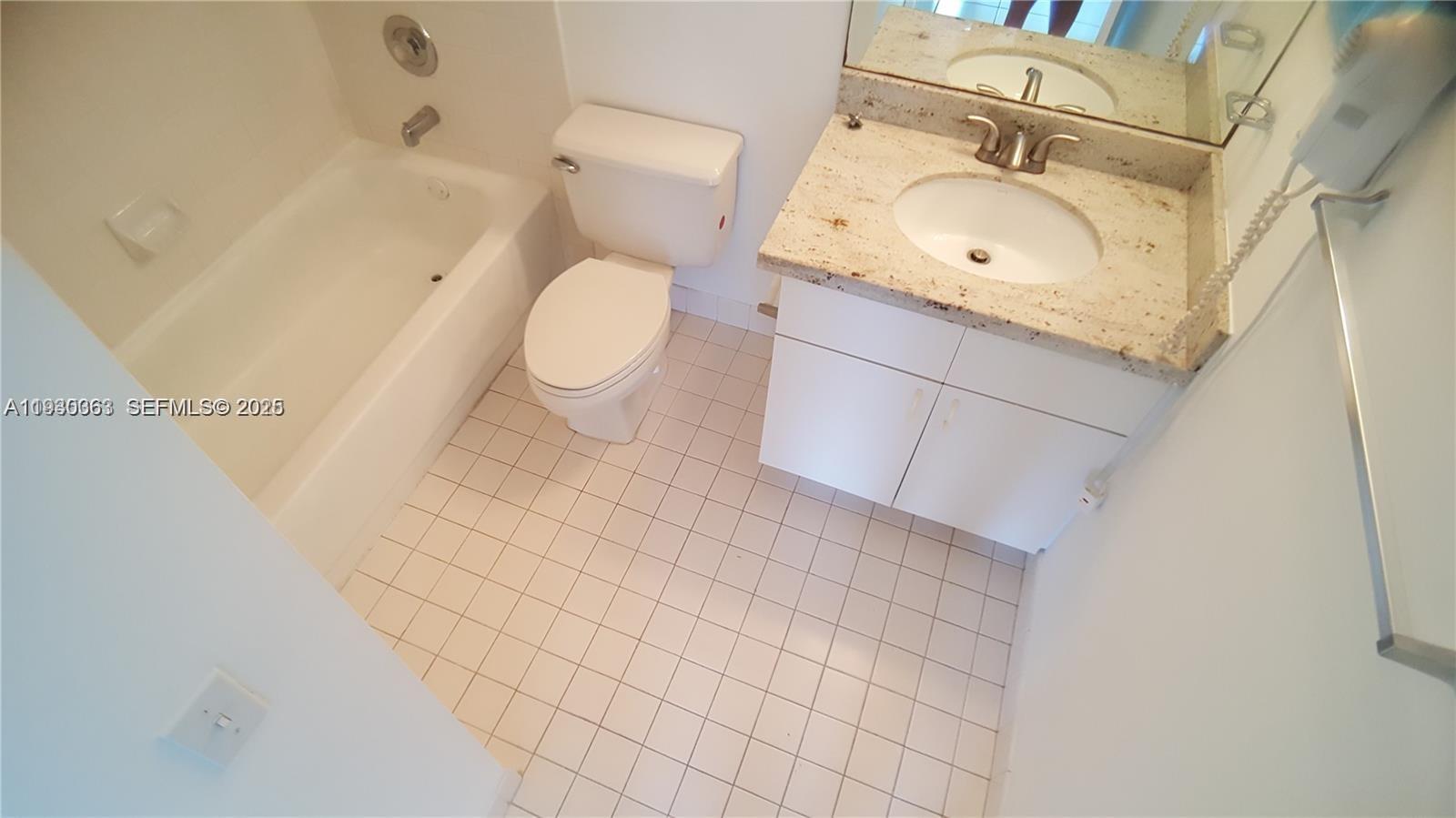 7832 Collins Ave #403 Miami Beach, FL 33141