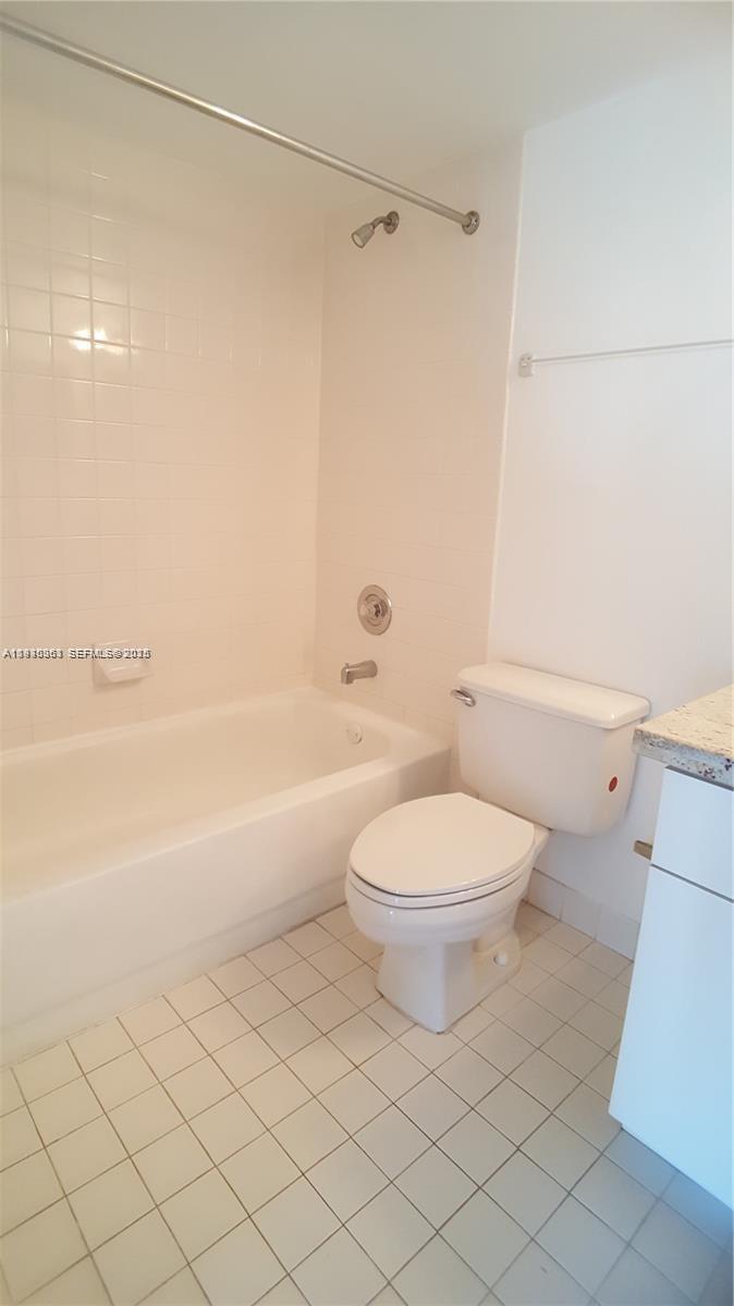 7832 Collins Ave #403 Miami Beach, FL 33141