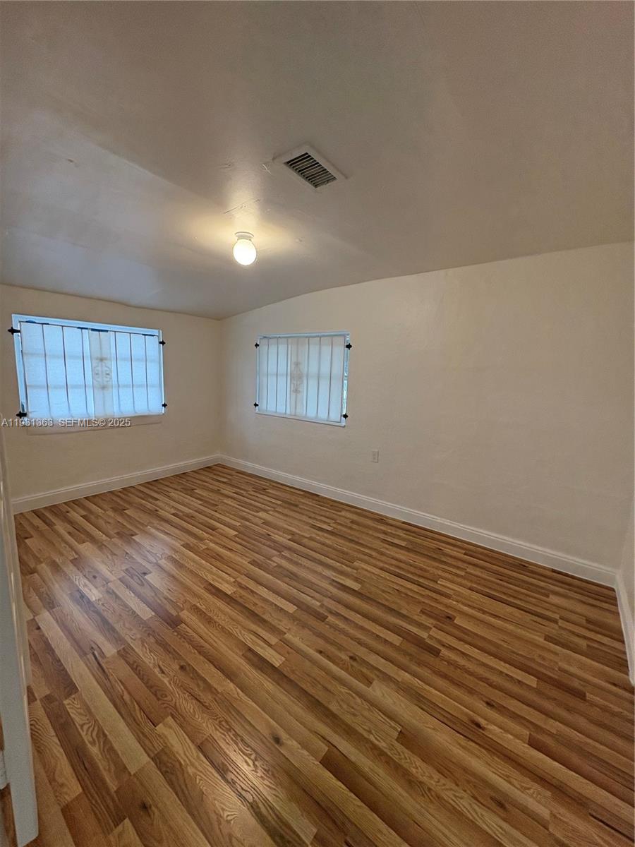 5511 NW 12th Ave Miami, FL 33127