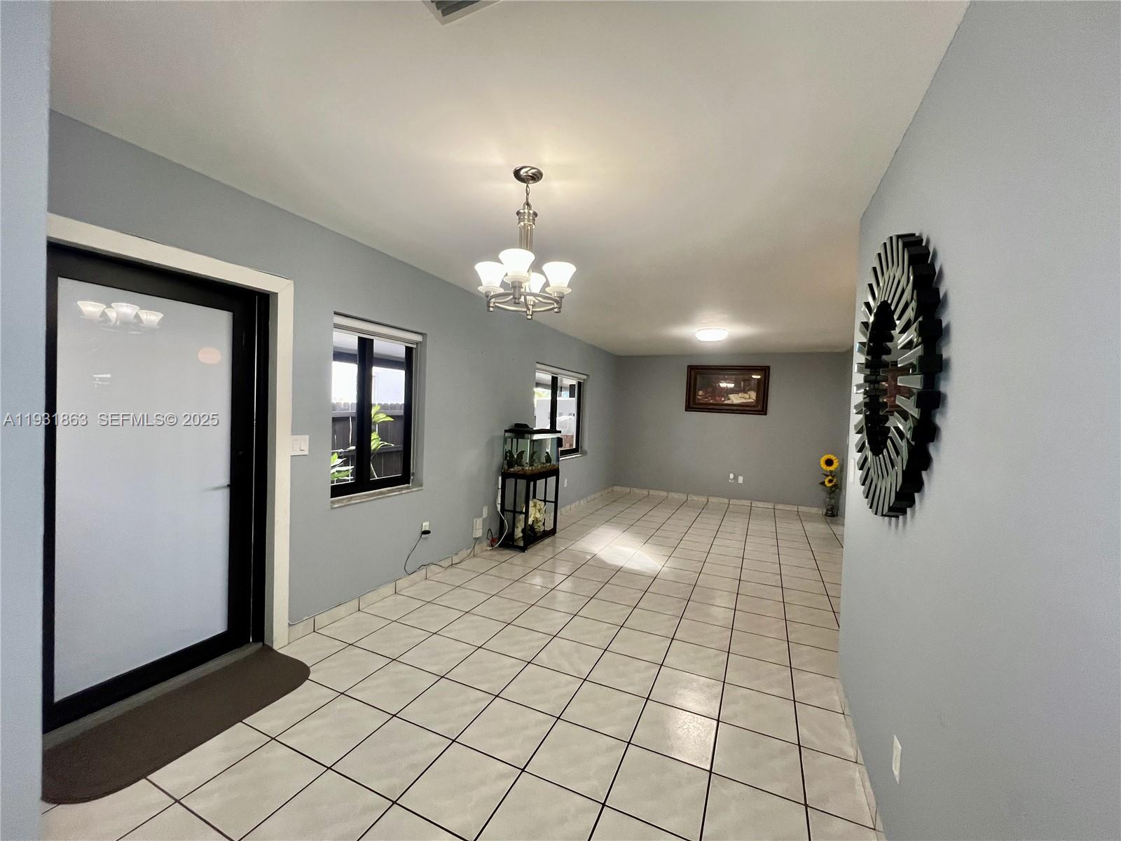 3297 - 3299 SW 26th St Miami, FL 33133