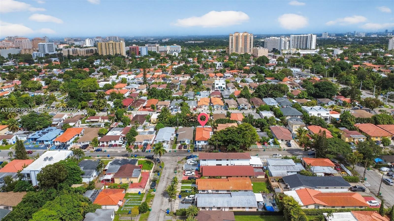 3297 - 3299 SW 26th St Miami, FL 33133