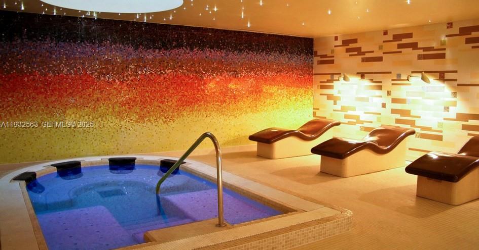 image The Carillon North Tower28