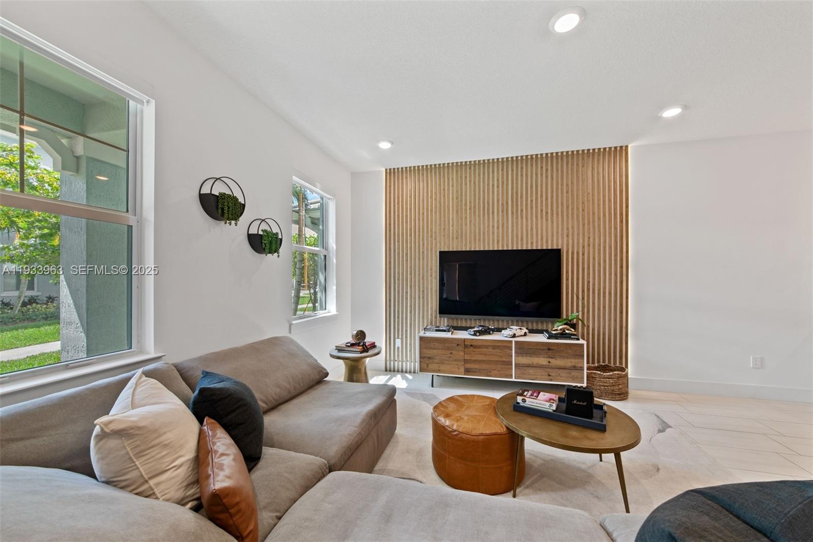 5180 Eucalyptus Dr #2 Hollywood, FL 33021