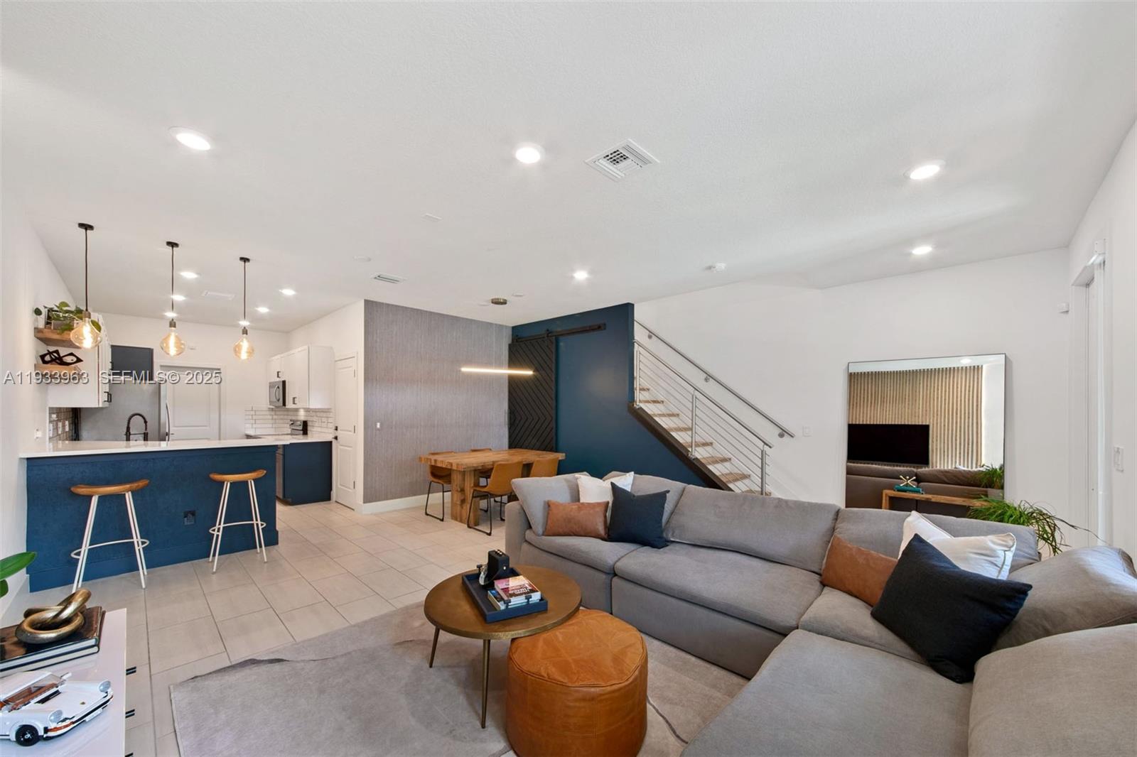 5180 Eucalyptus Dr #2 Hollywood, FL 33021