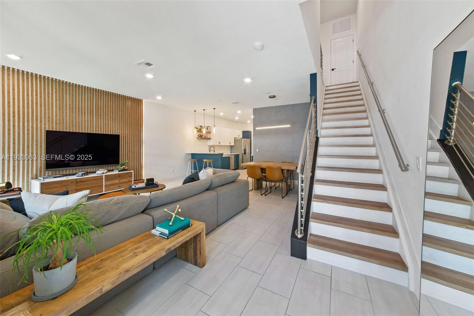 5180 Eucalyptus Dr #2 Hollywood, FL 33021