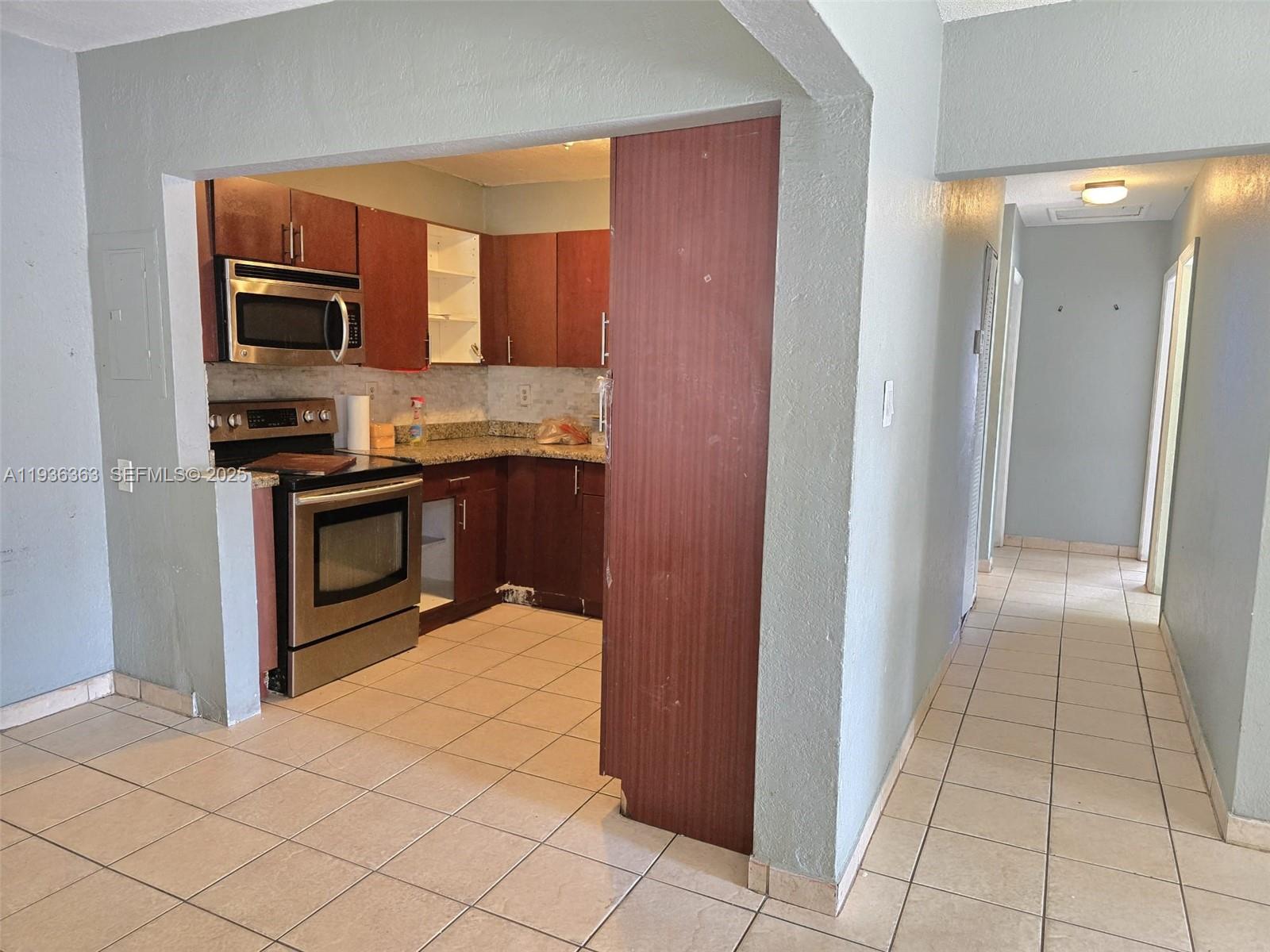 401 NW 33rd Ave Miami, FL 33125