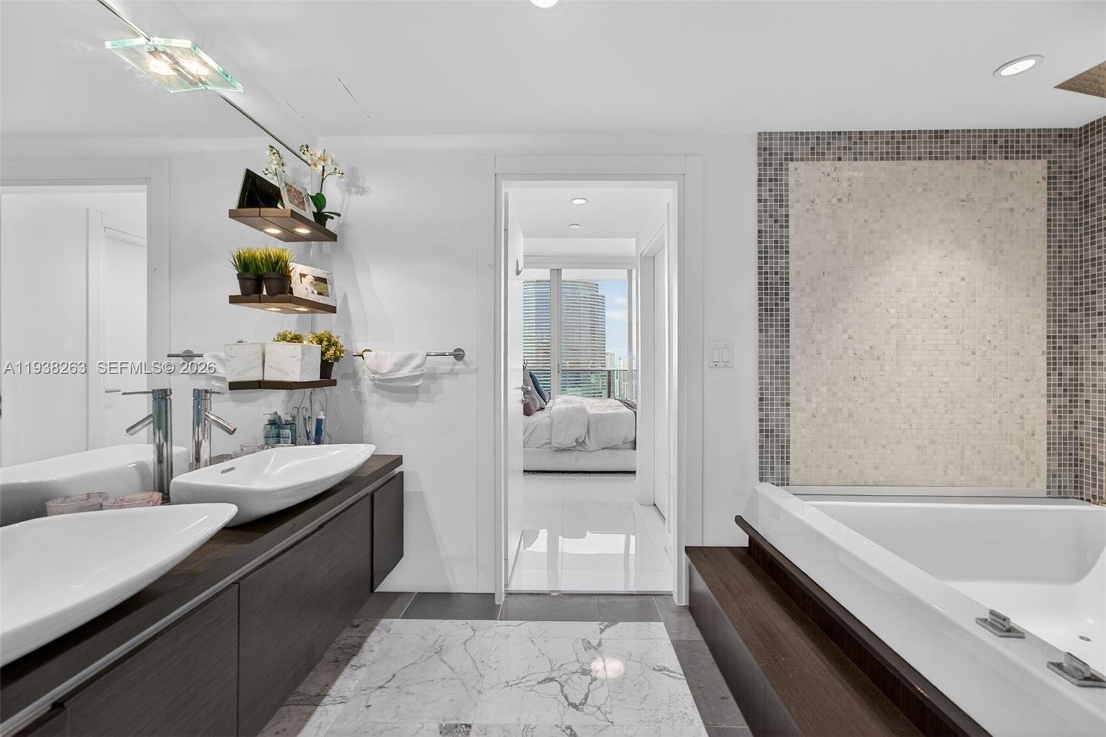 image Epic West Condo12