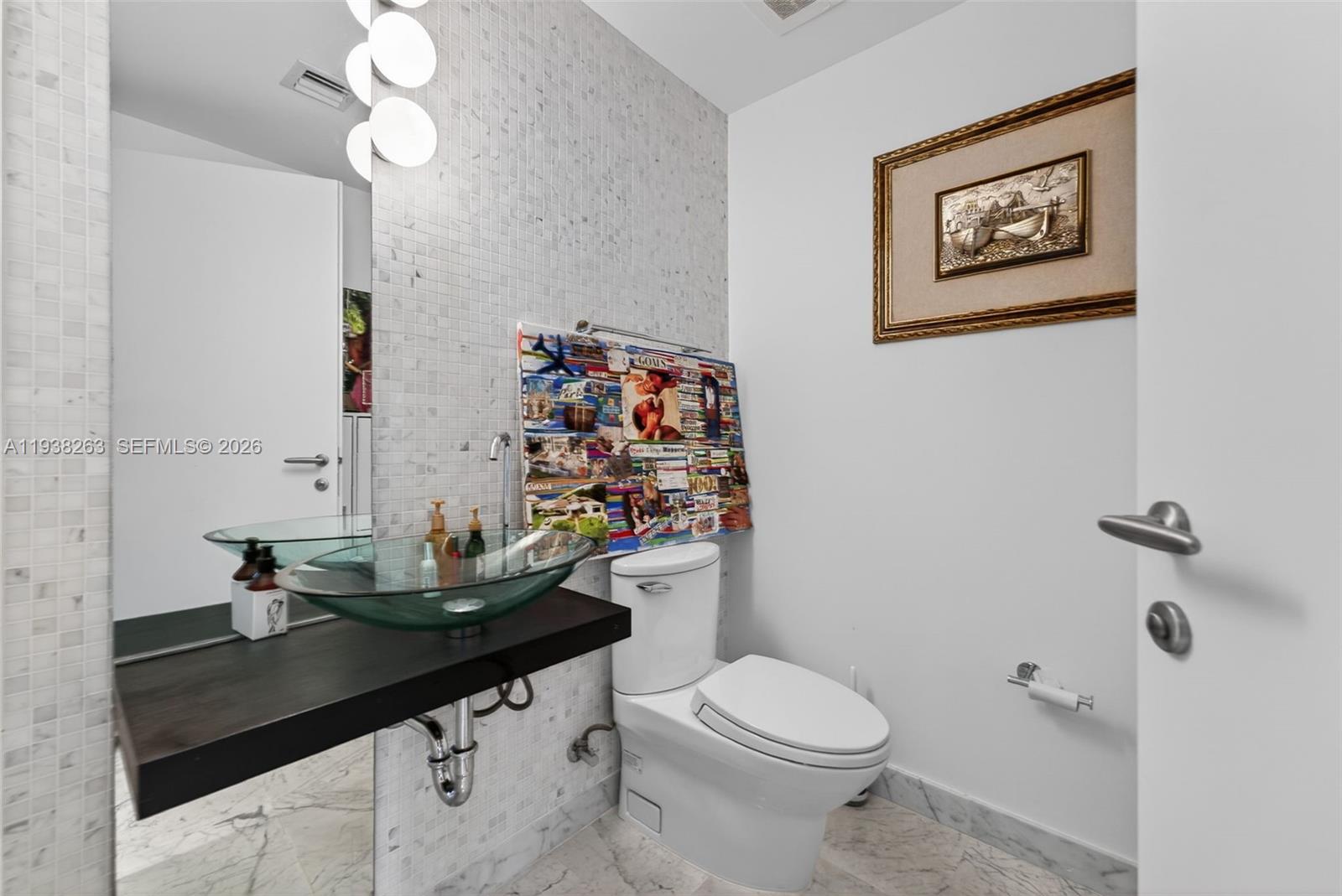 image Epic West Condo15