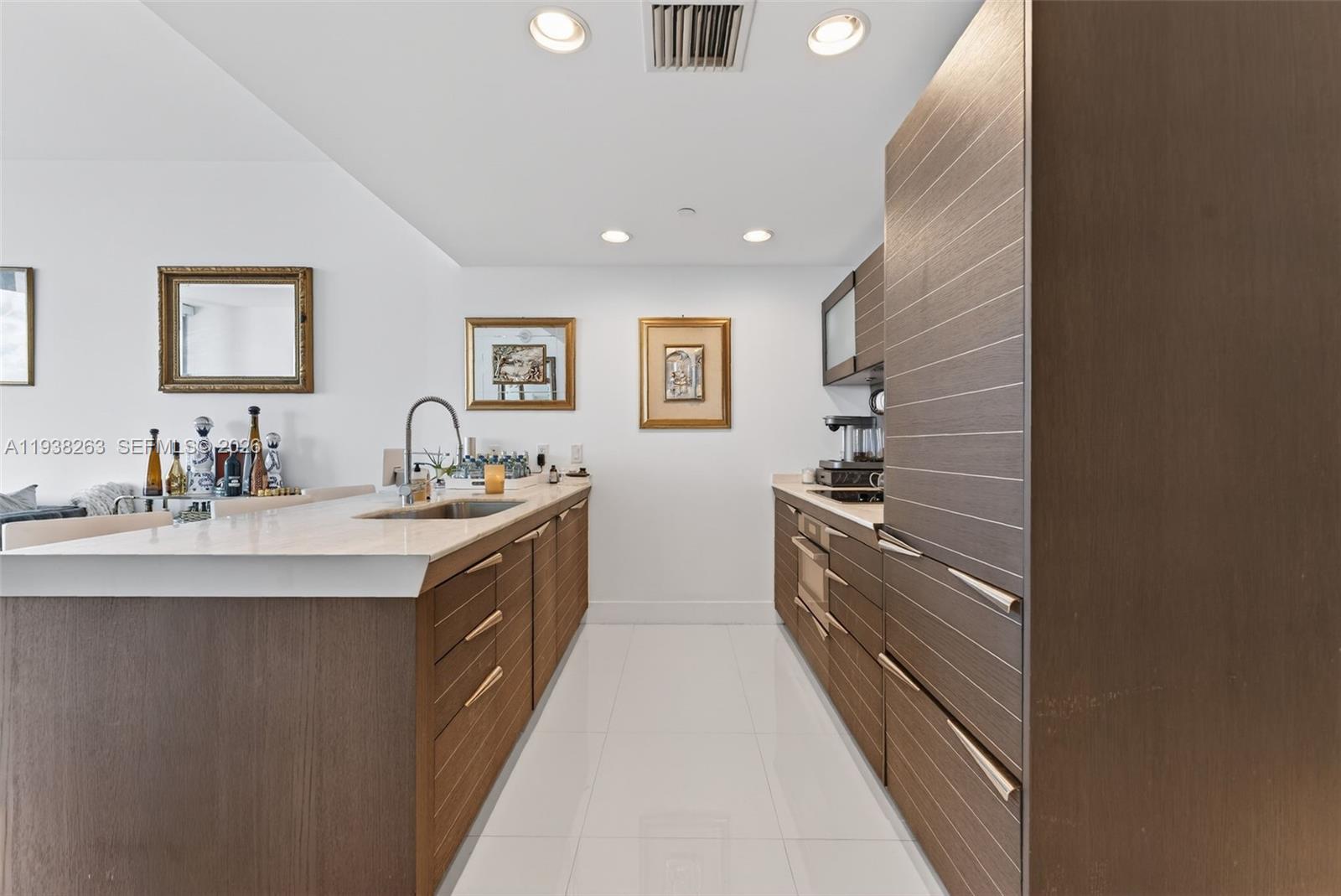 image Epic West Condo2