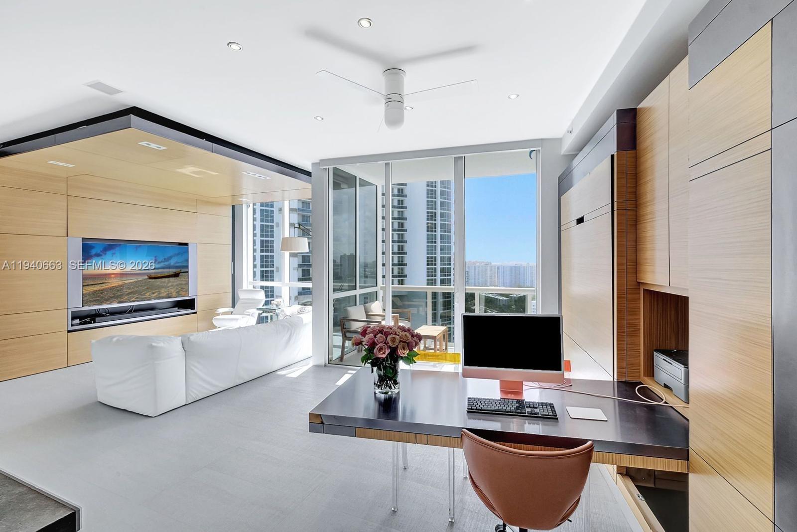 image Trump Royale14