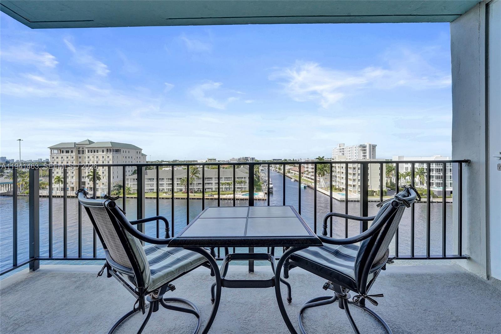 3233 NE 32nd Ave #704