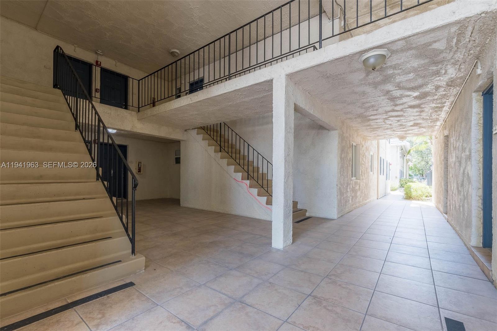 8605 SW 68th Ct #22 Pinecrest, FL 33156