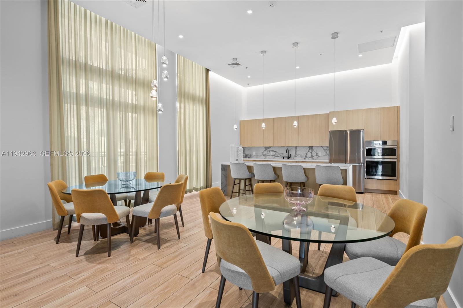 90 SW 3rd St #PH-15 Miami, FL 33130