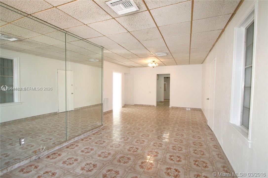 1119 SW 9th St Miami, FL 33130