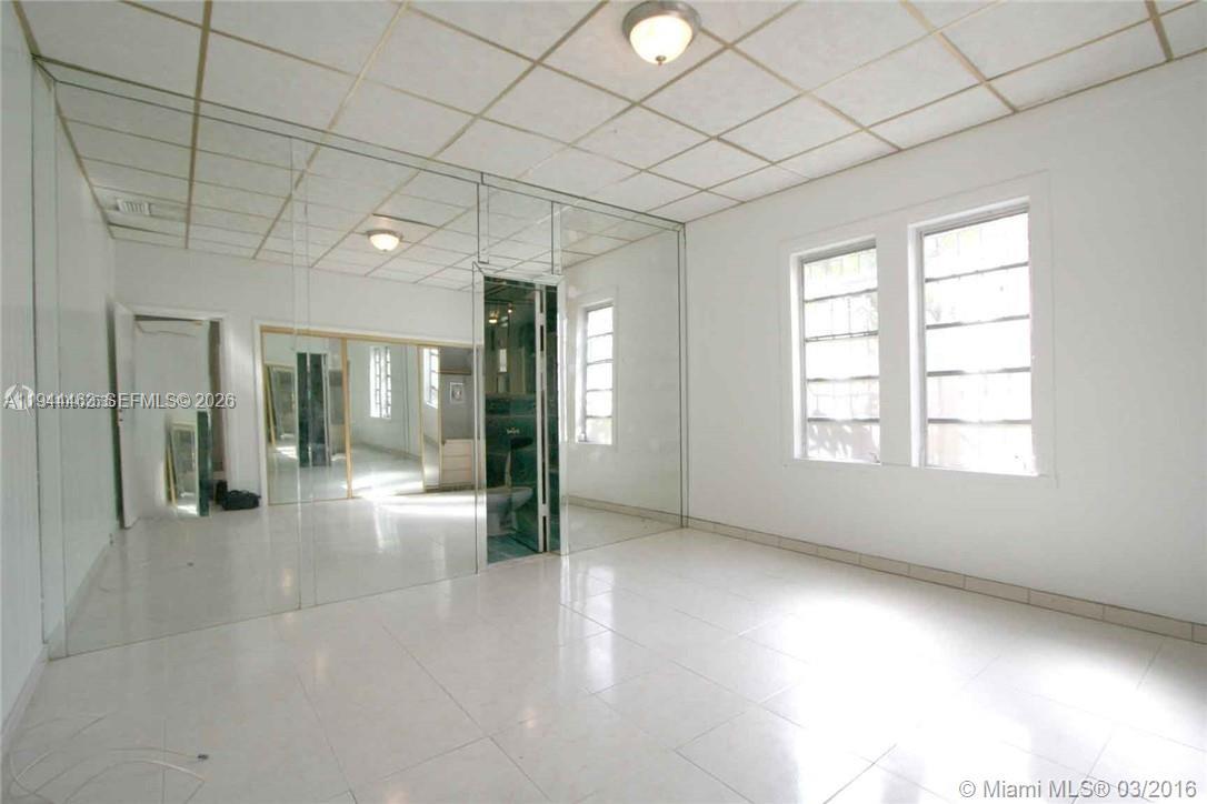 1119 SW 9th St Miami, FL 33130