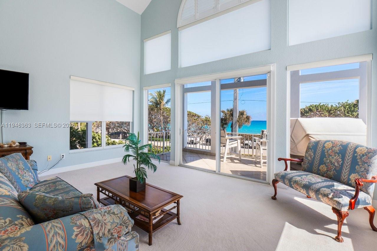 102 Xanadu Pl Jupiter, FL 33477