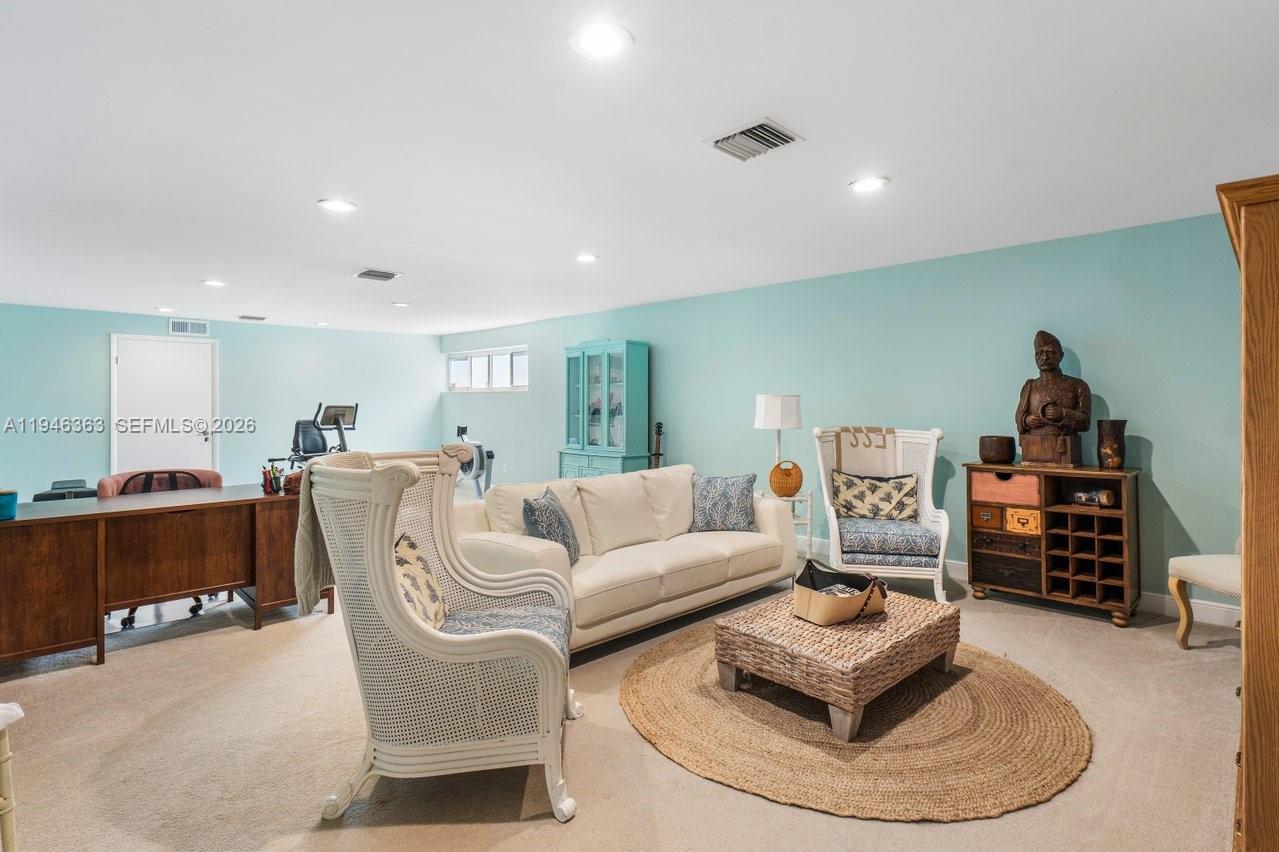 102 Xanadu Pl Jupiter, FL 33477