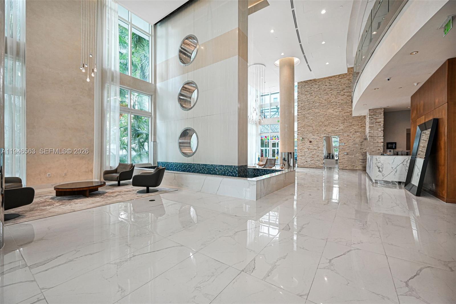 image Brickell on the River North12