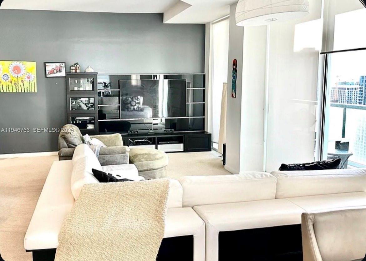 image Vizcayne South2