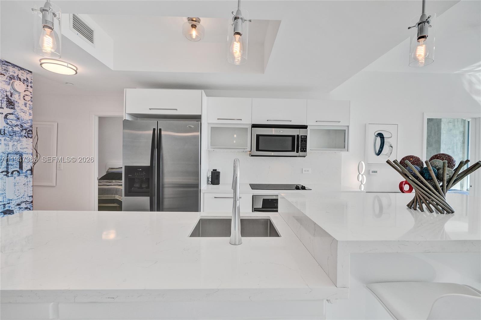 888 Biscayne Blvd #2404 Miami, FL 33132