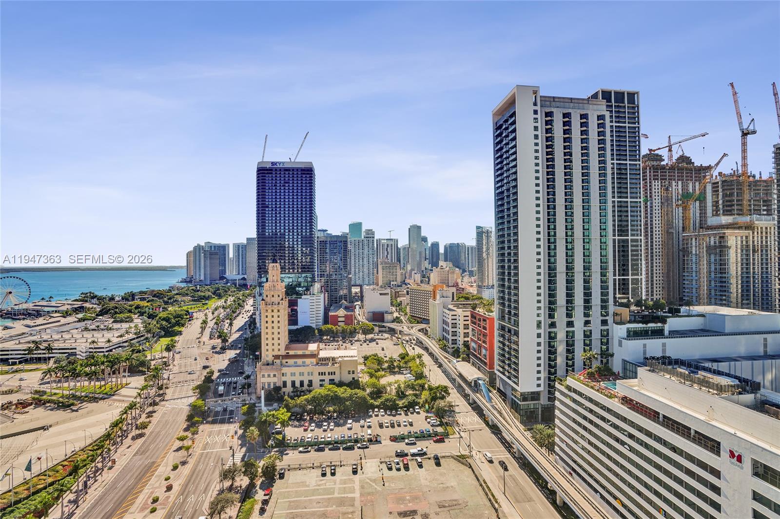 888 Biscayne Blvd #2404 Miami, FL 33132