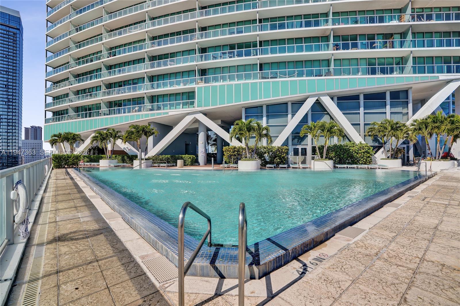 888 Biscayne Blvd #2404 Miami, FL 33132