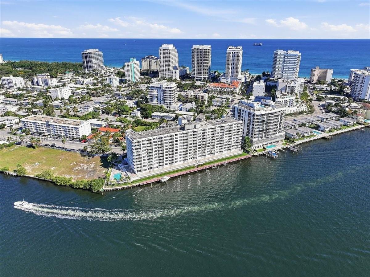 511 Bayshore Dr #504 Fort Lauderdale, FL 33304