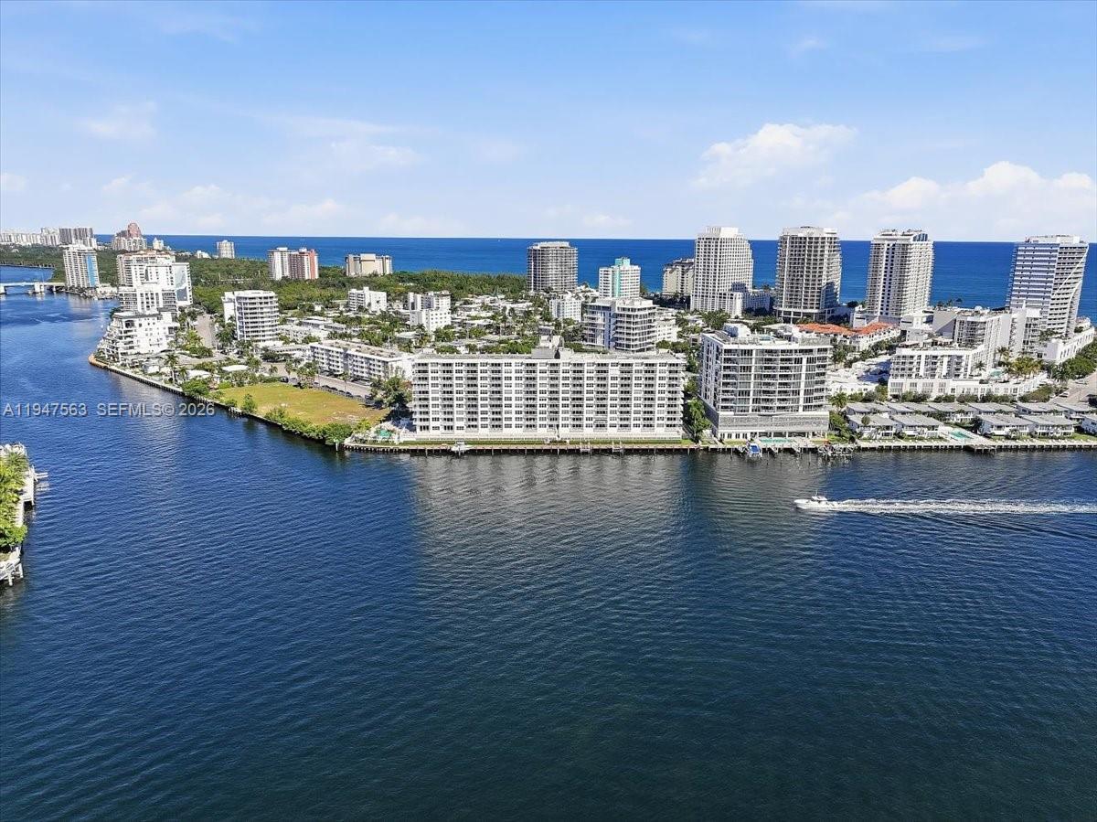511 Bayshore Dr #504 Fort Lauderdale, FL 33304