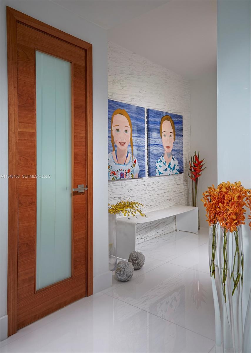 6103 Aqua Ave #105 Miami Beach, FL 33141