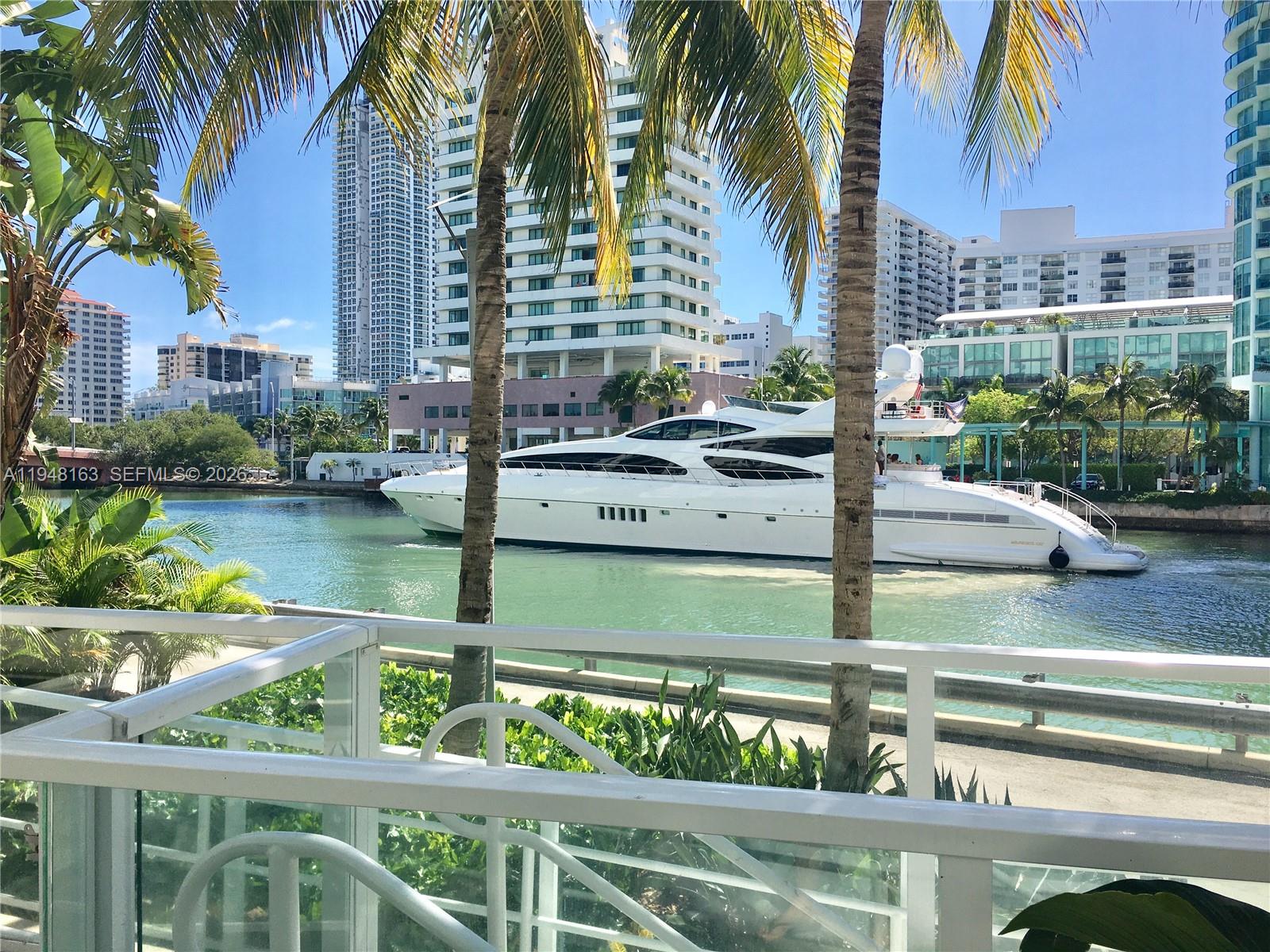 6103 Aqua Ave #105 Miami Beach, FL 33141