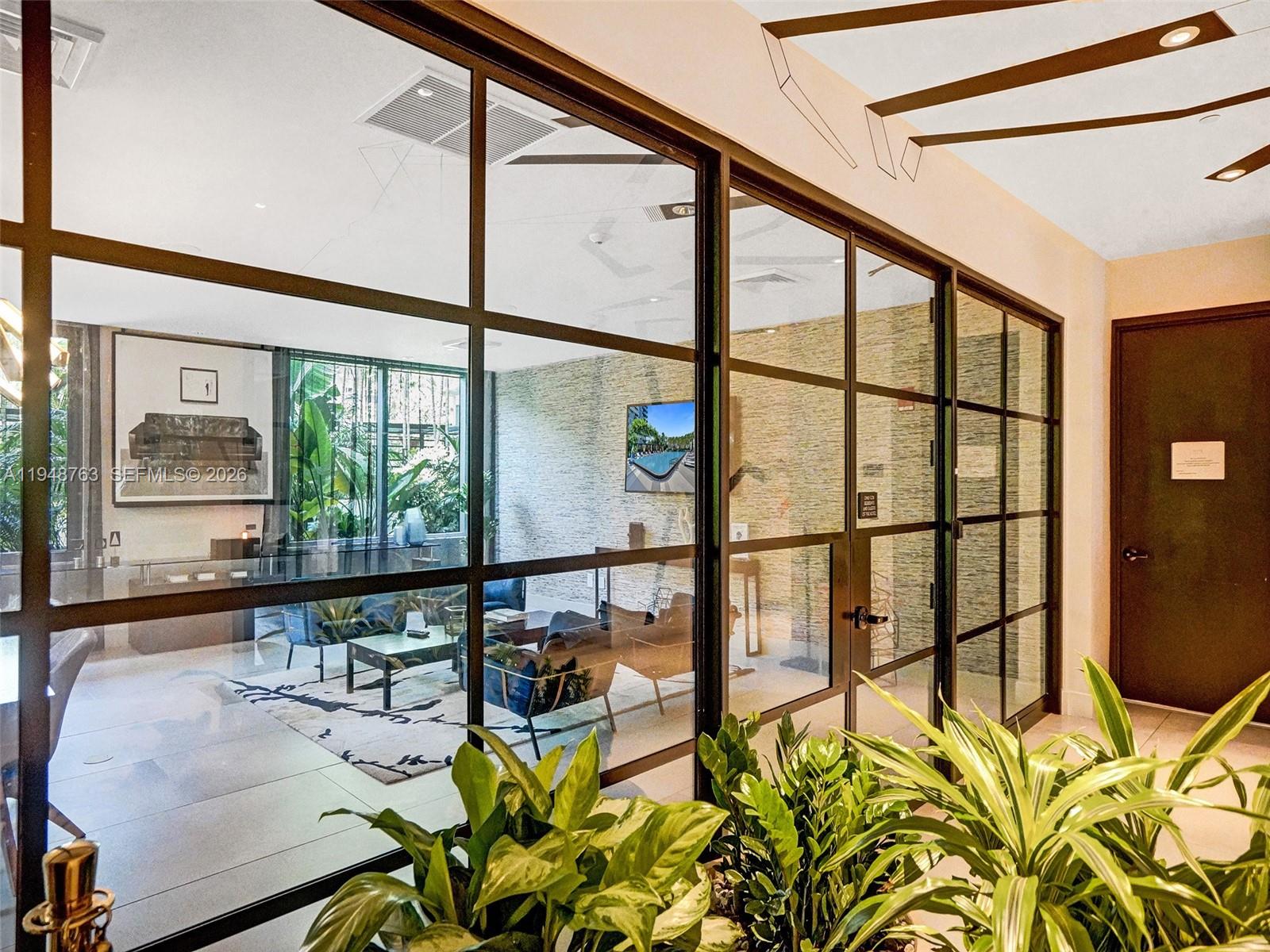 image Hyde Midtown44