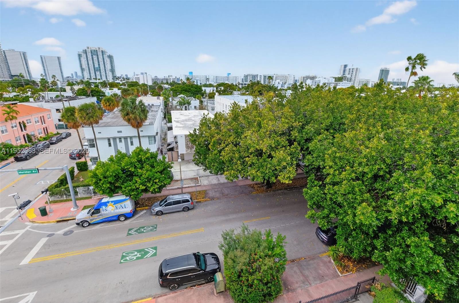 801 Meridian Ave #PHB Miami Beach, FL 33139