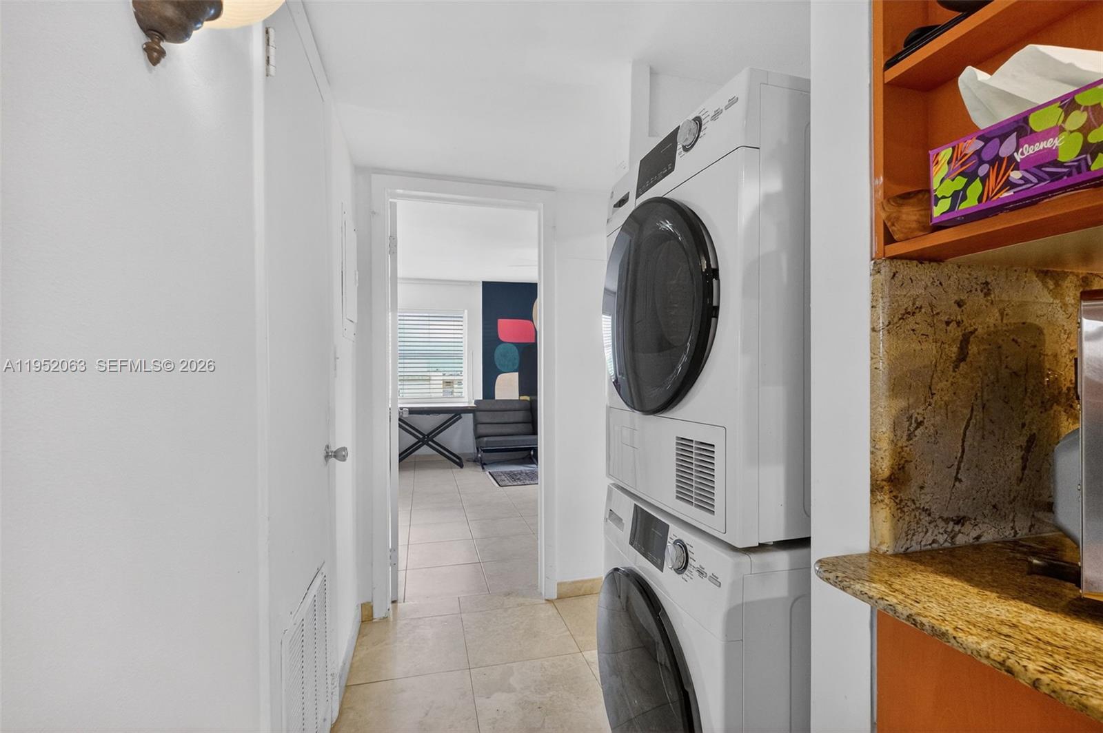 801 Meridian Ave #PHB Miami Beach, FL 33139