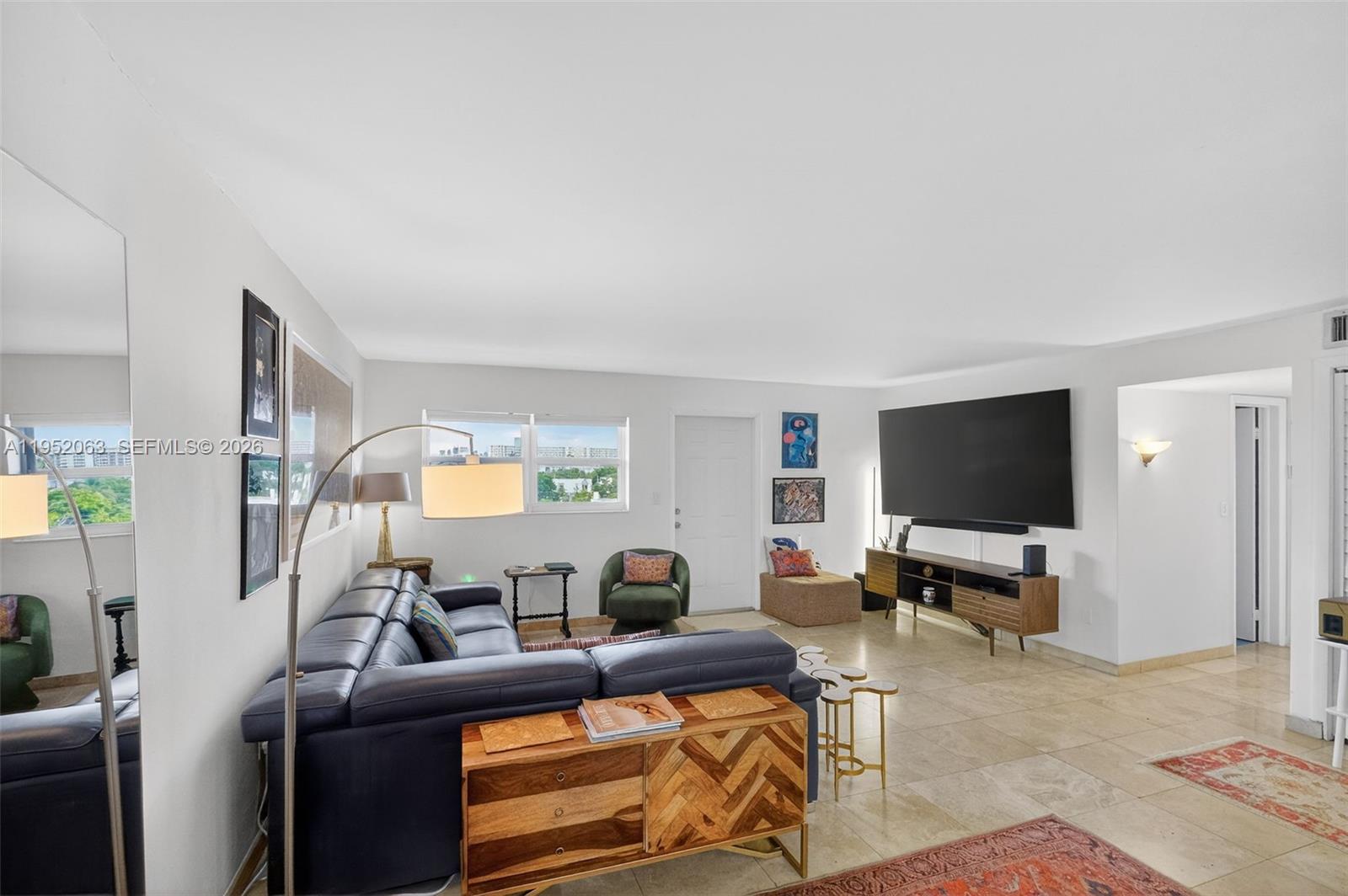 801 Meridian Ave #PHB Miami Beach, FL 33139