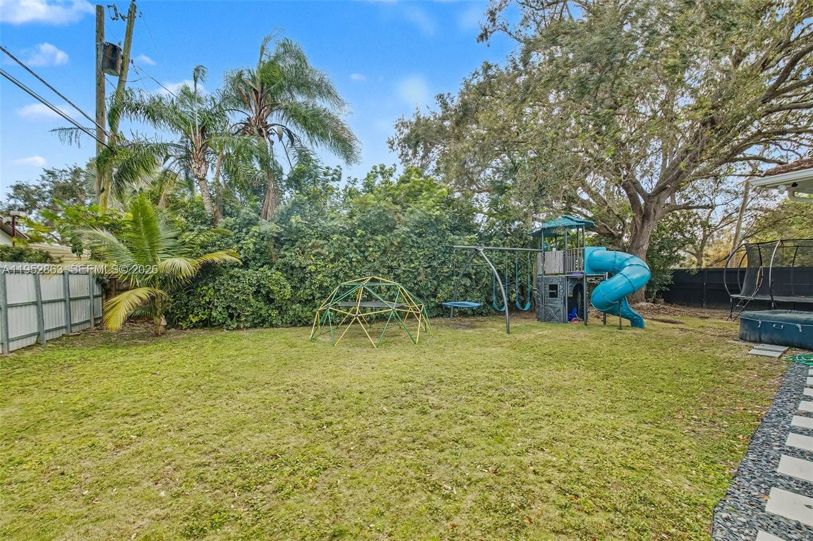 15815 SW 85th Ave Palmetto Bay, FL 33157