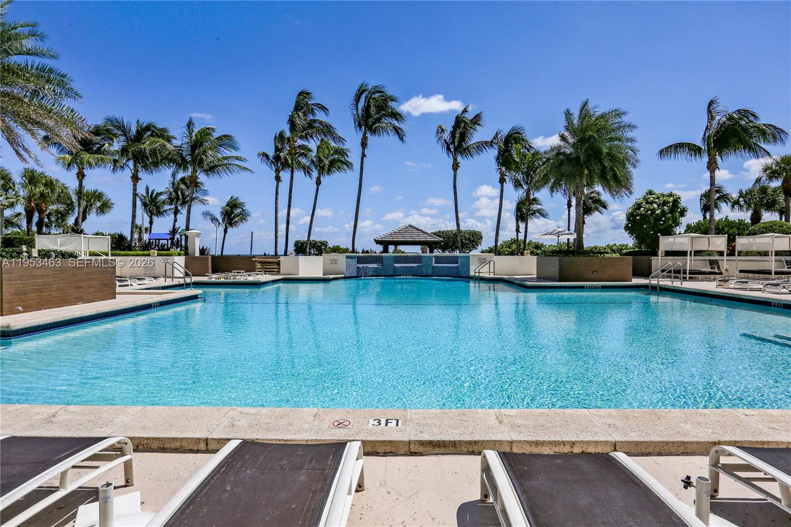 4775 Collins Ave #507 Miami Beach, FL 33140