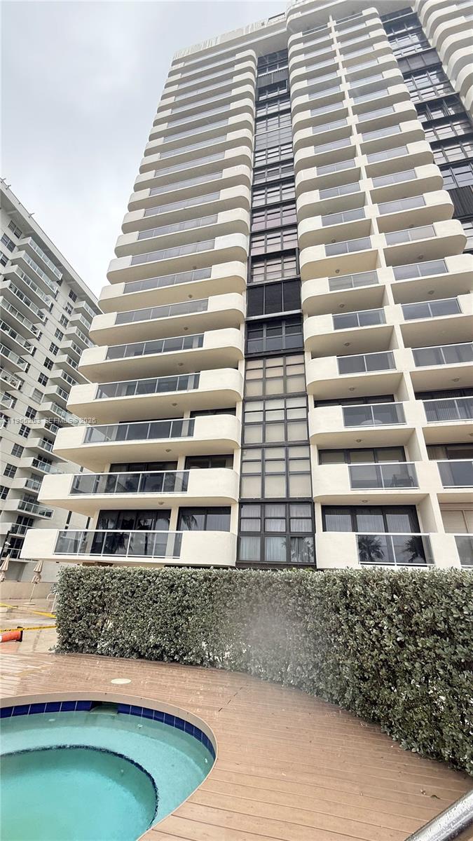 5757 Collins Ave #501 Miami Beach, FL 33140