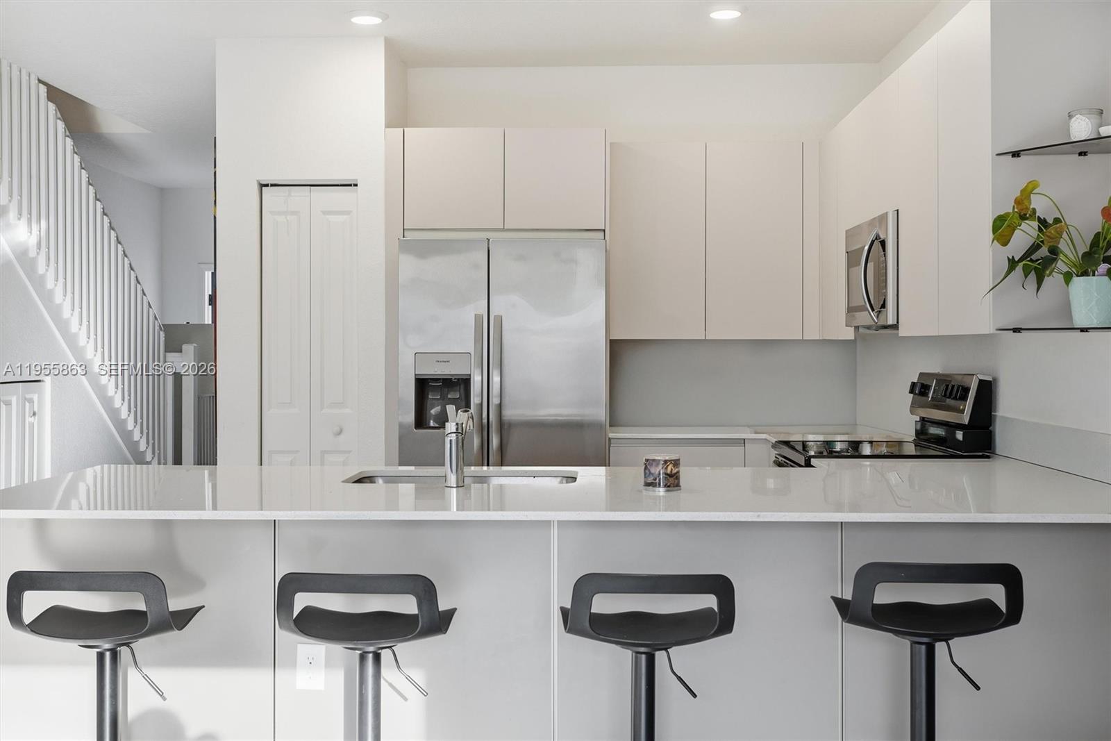 12176 NW 23rd Path Miami, FL 33167