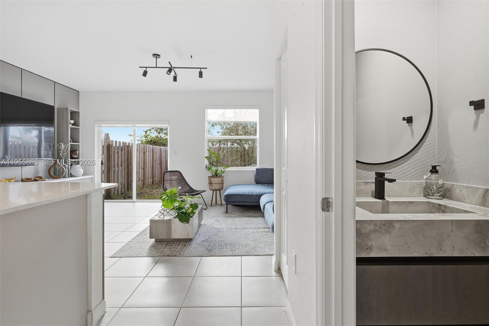 12176 NW 23rd Path Miami, FL 33167