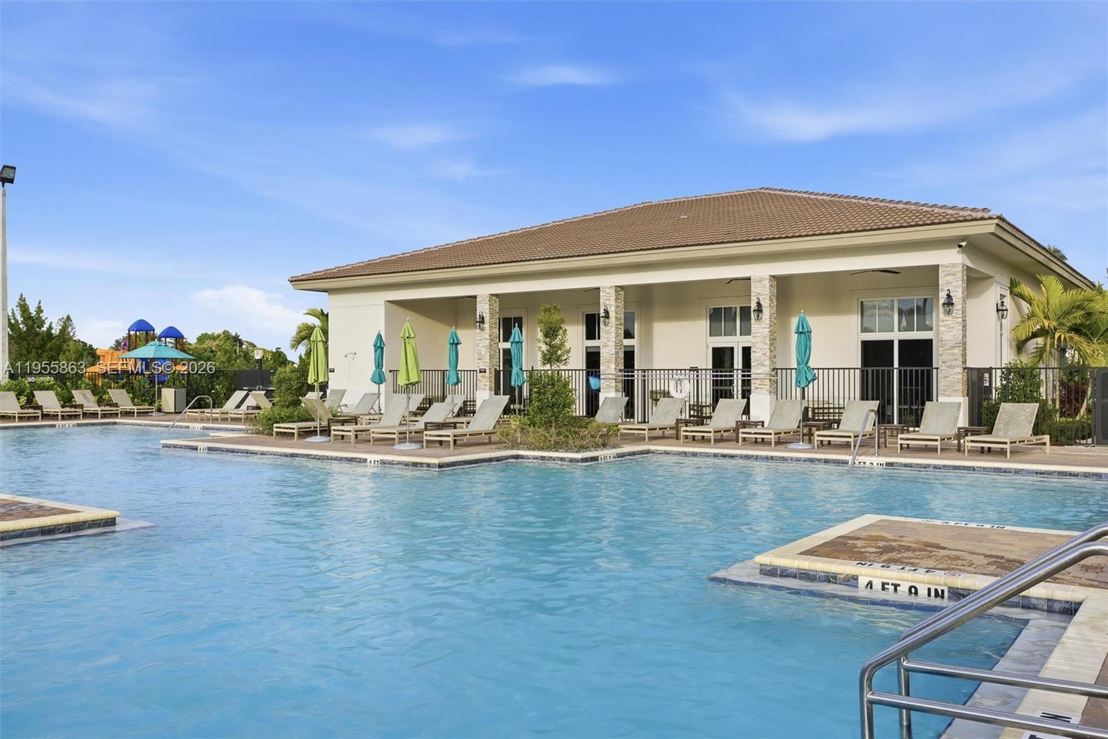 12176 NW 23rd Path Miami, FL 33167