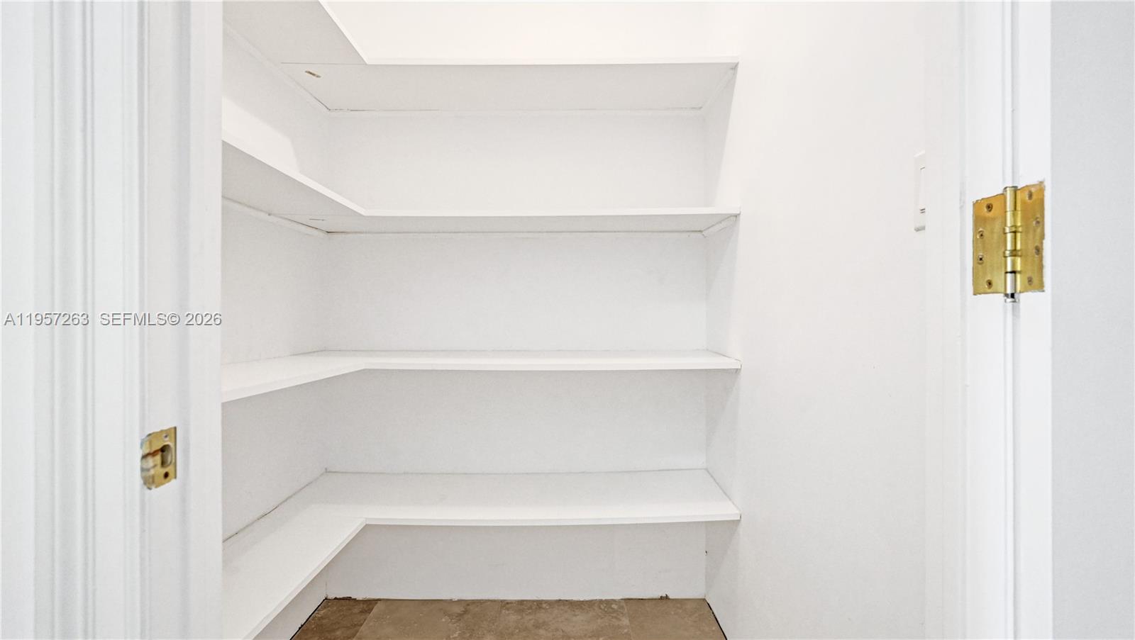 image Hamptons South43