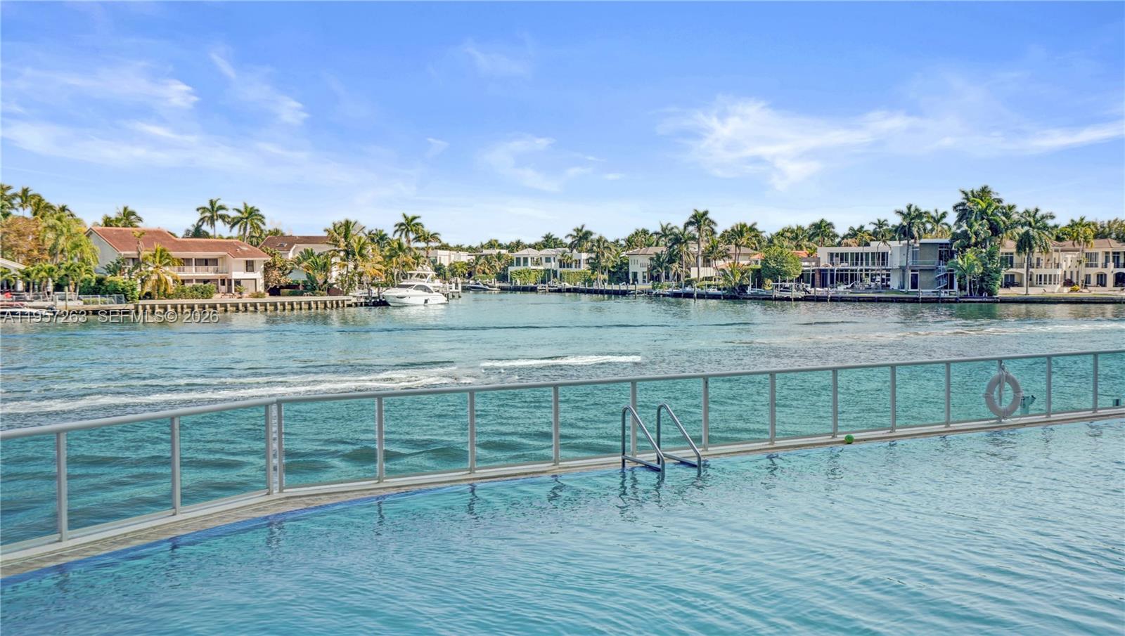 image Hamptons South46