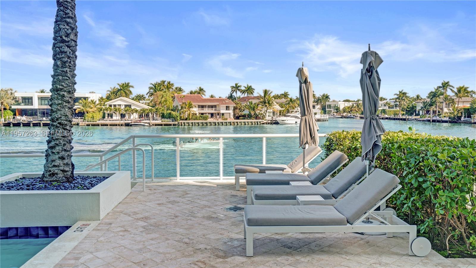 image Hamptons South52